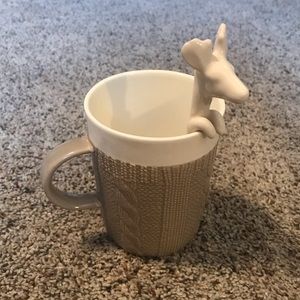 Ceramic sweater coffee mug with deer spoon